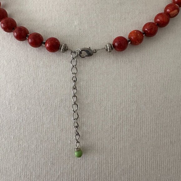Vintage Graduated Red Coral Bead Necklace 18 Inches with 2 Inch Extender - Picture 2 of 4